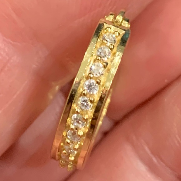 DILLARD’S 18k Gold over Sterling Silver CZ SMALL HOOP EARRINGS! - Picture 6 of 13